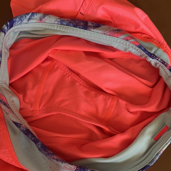 IVIVVA by LULULEMON girls lined Speed shorts - Picture 2 of 7